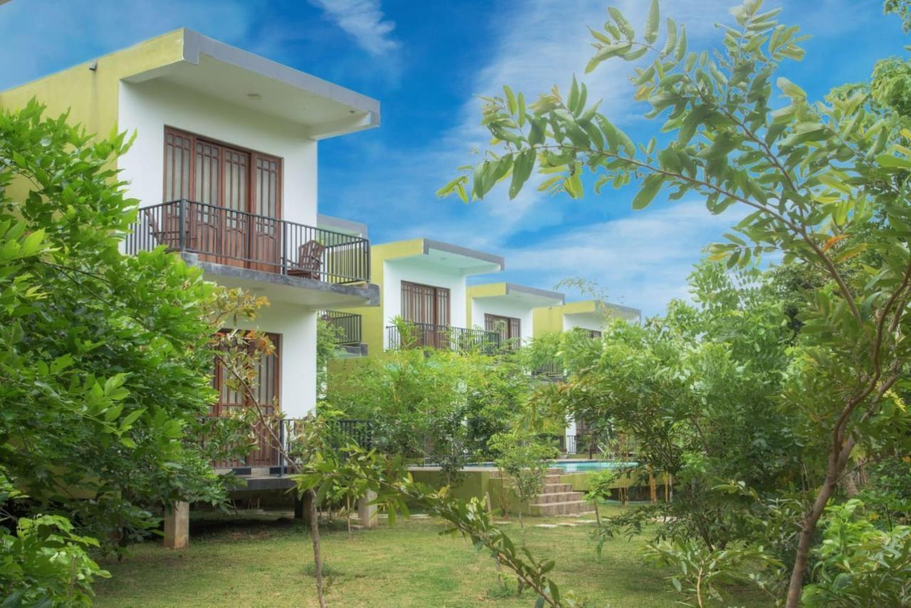 Hotel Golden Ray ดัมบูลลา ภายนอก รูปภาพ