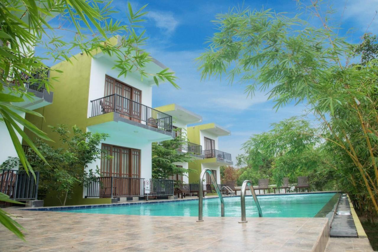 Hotel Golden Ray ดัมบูลลา ภายนอก รูปภาพ